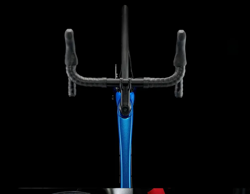 Trek Emonda SL 5 Disc Road Bike in Blue-4